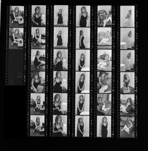 MW_B0022_A: Edina Ronay