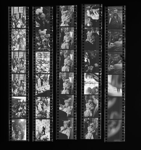 MW_B0032_A: Sophia Loren and Peter Ustinov