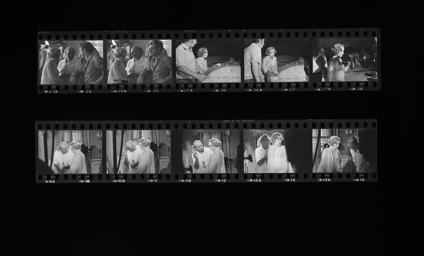 MW_C0095: Mia Farrow and Robert Redford