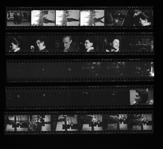 MW_D0009_A: Trevor Howard