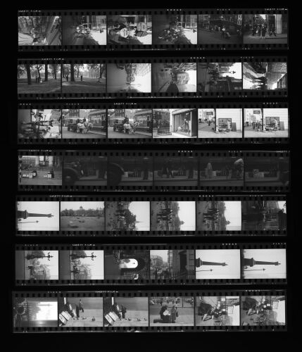 MW_D0010_A: London Street scenes