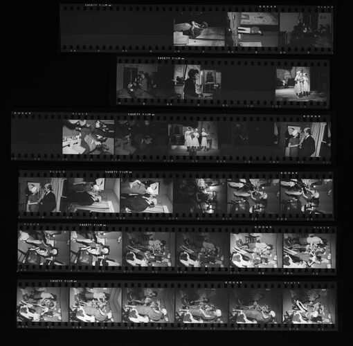 MW_D0023_B: The Lily White Boys