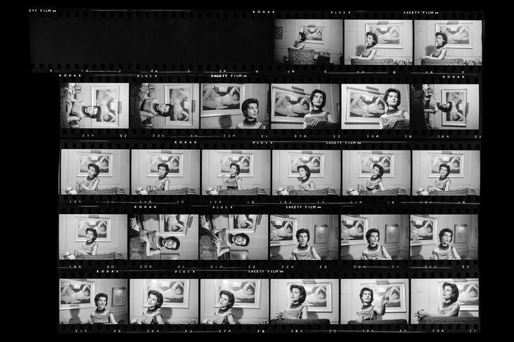 MW_K0079_7_A: Yvonne Mitchell