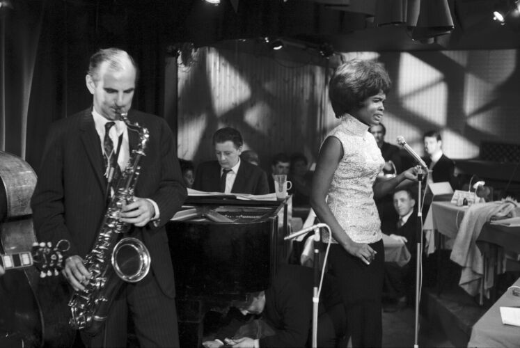 MW_MU025: Rinnie Scott and Billie Laine at Ronnie Scott's Jazz CLub