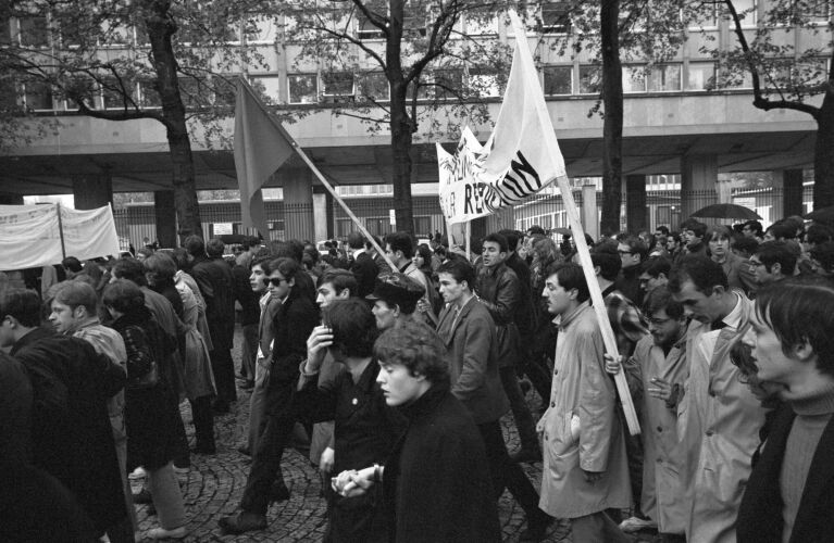 MW_ST012: Paris Riots, May 1968