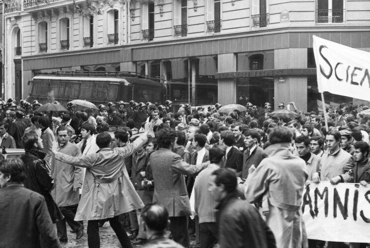 MW_ST025: Paris Riots, May 1968