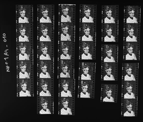 NP01A4_010: Coronation Day