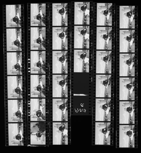 NP01A4_106: Lord Snowdon