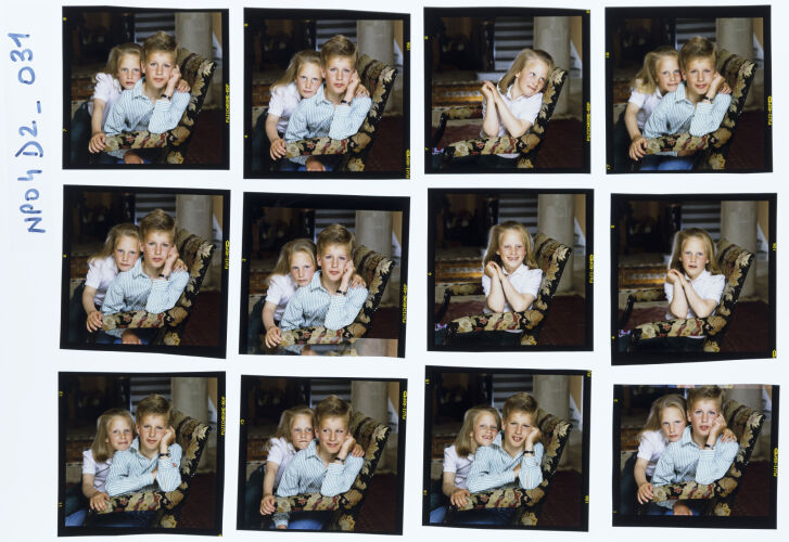NP04D2_031: Peter and Zara Phillips