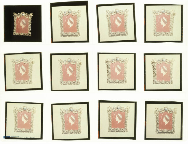 NP04D3_005: Queen Elizabeth II