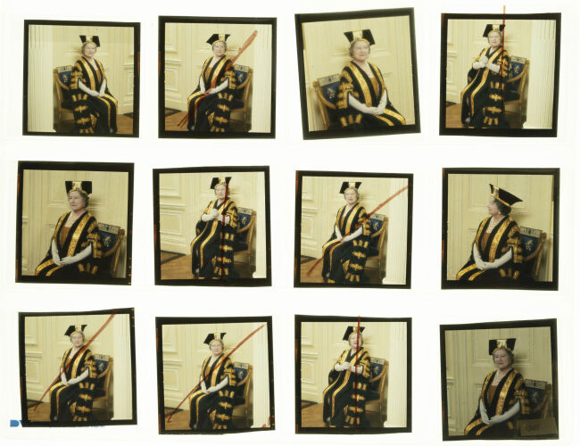 NP04D3_011: Queen Mother