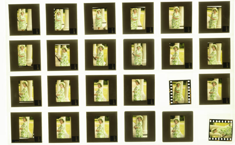 NP04D3_026: Queen Mother