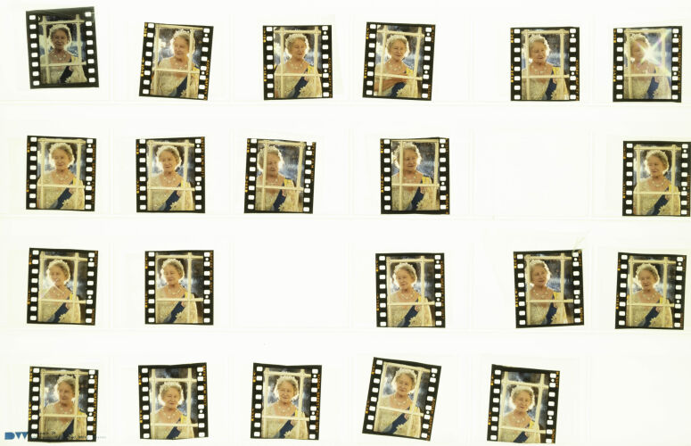 NP04D3_033: Queen Mother