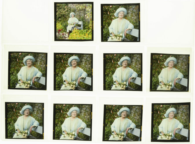 NP04D3_073: Queen Mother