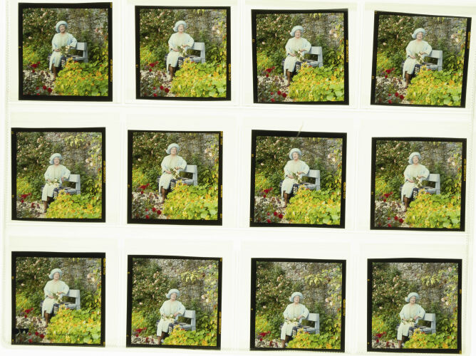 NP04D3_075: Queen Mother