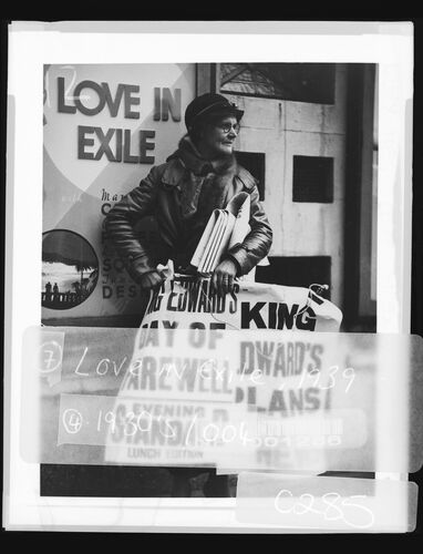 NP04D4_1939_007: Love in Exile