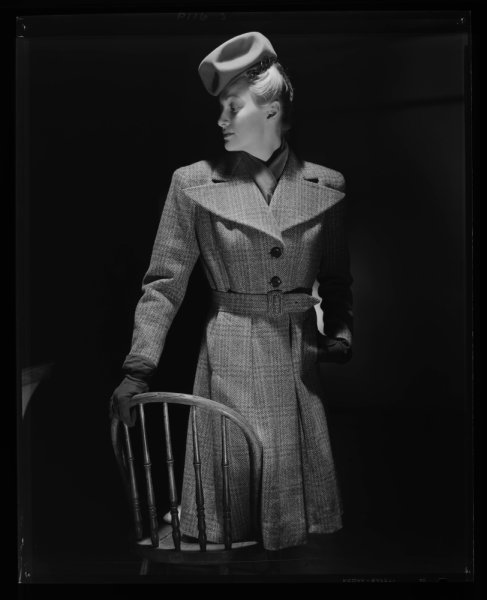 NP04D4_1944_056A: Couture Coat