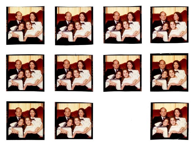 NP_02B4_Lauder016: Lauder Family