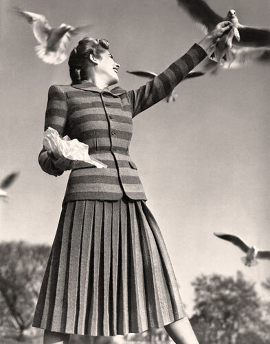 NP_FA_30s019_sepia: Harper's Bazaar Fashion Editorial