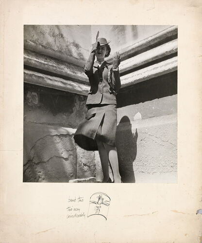 NP_FA_40s024: Smart Fashions for Limited Incomes