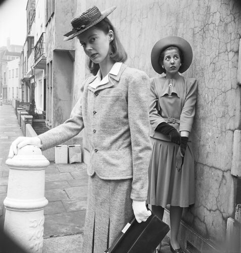 NP_FA_40s142: London Wholesale