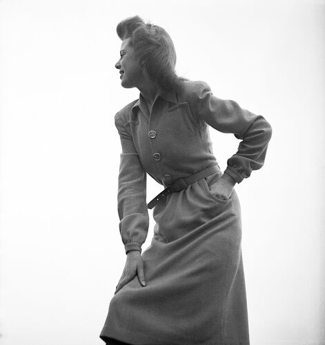 NP_FA_40s162: Vogue 1943