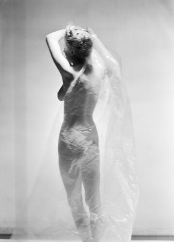 NP_FA_40s172: Beauty Nude