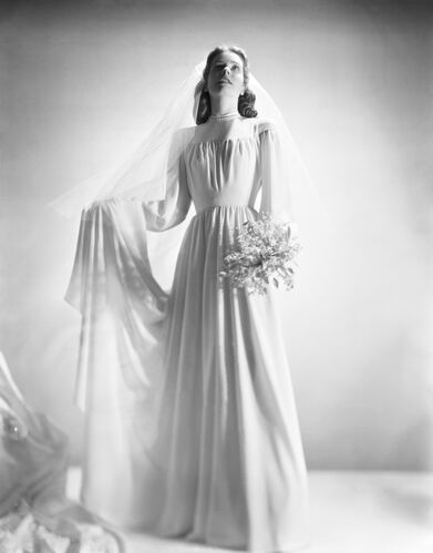 NP_FA_40s192: Bridal Wear