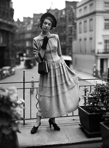 NP_FA_40s240: Anne Chambers