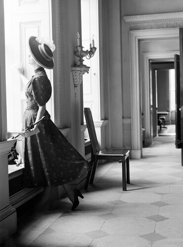 NP_FA_40s244: Vogue magazine