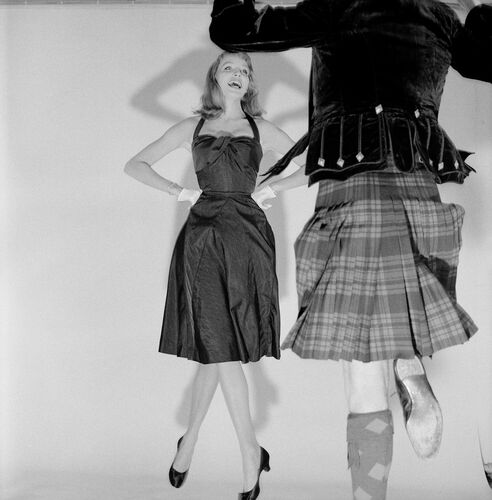 NP_FA_50s096: Vogue's Young Idea