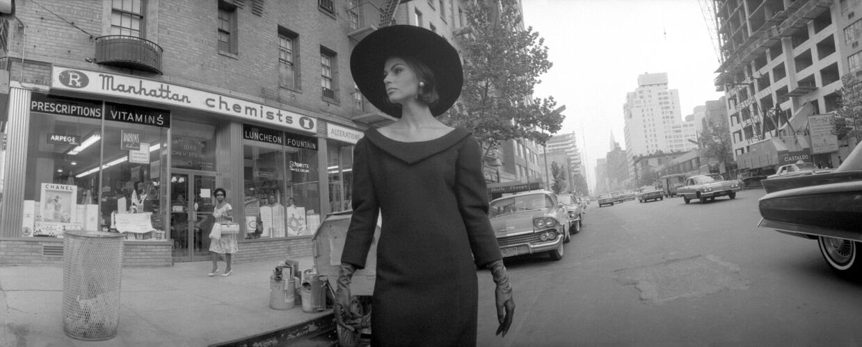 NP_FA_60s058: New York City street scene