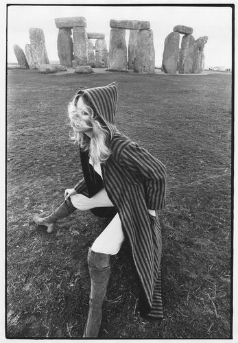 NP_FA_70s002: Clothes for New Druids