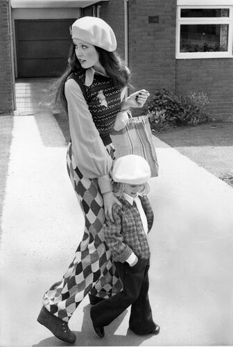 NP_FA_70s038: More Fashion Than Money: What Clothes Together?