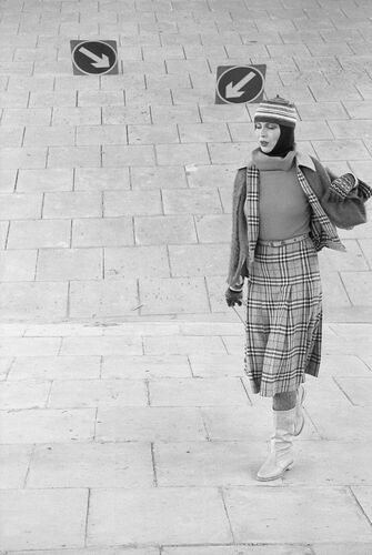 NP_FA_70s045: Burberry