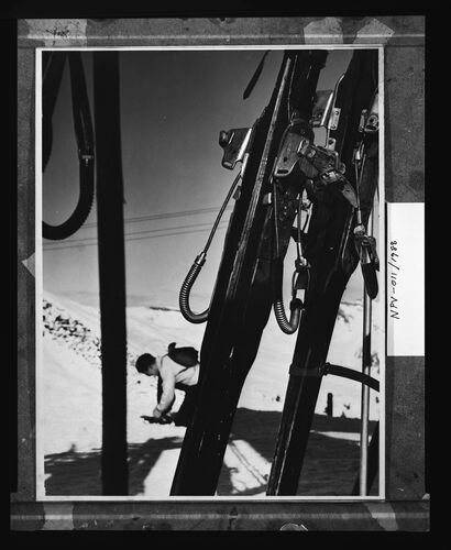 NP_NP04D4_1936_002E: Harper's Bazaar