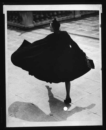 NP_NP04D4_1937_001: The Opening Act