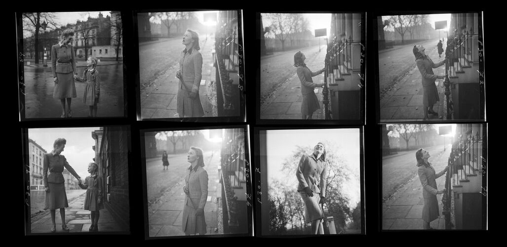 NP_NP04D4_1943_002B: Vogue 1943