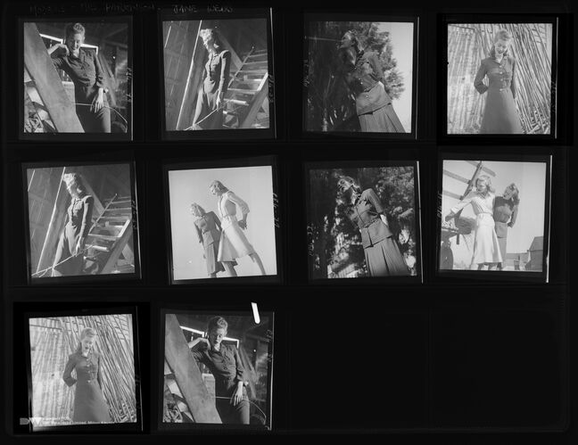 NP_NP04D4_1944_020: Private