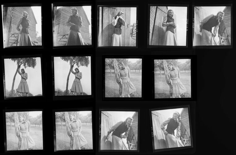 NP_NP04D4_1944_031: Dorville Advert