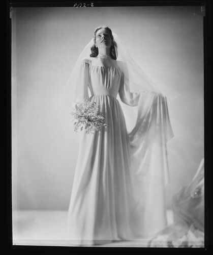 NP_NP04D4_1944_075: Bridal Wear
