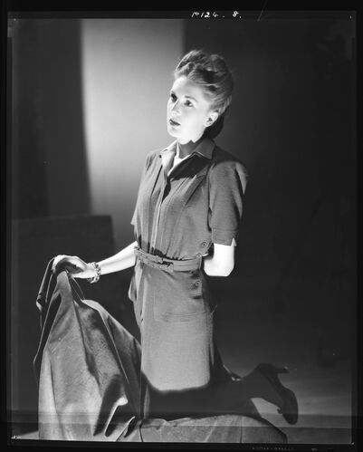 NP_NP04D4_1944_087: Vogue Choice