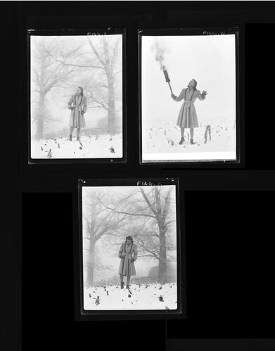 NP_NP05E1_1945_030_A: Vogue March 1945