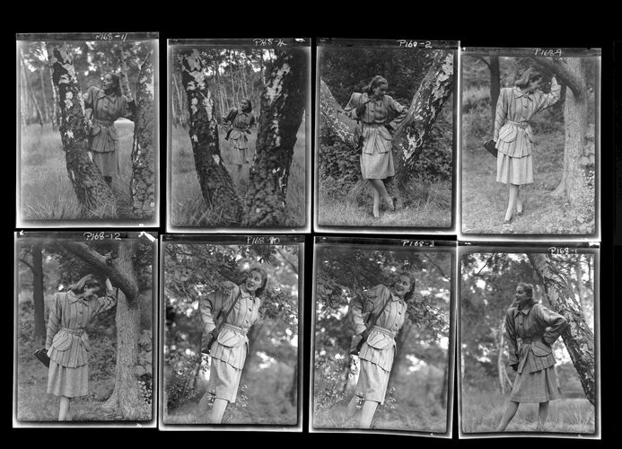 NP_NP05E1_1945_064B: Vogue Septmebr 1945