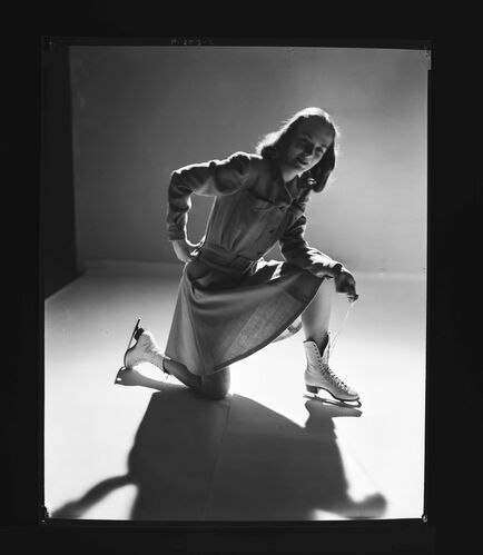 NP_NP05E1_1946_033B: 