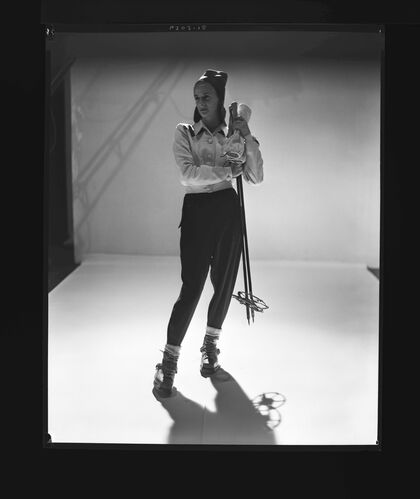 NP_NP05E1_1946_033G: 