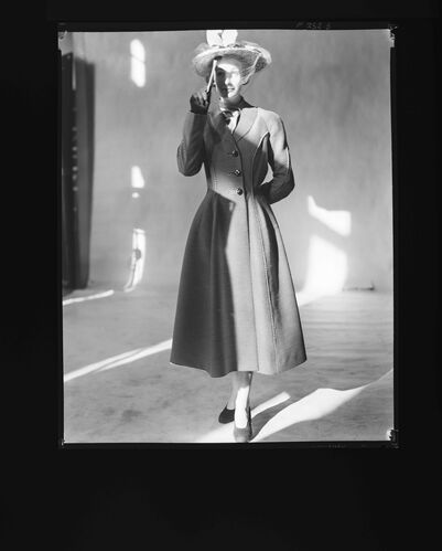 NP_NP05E1_1948_010D: London Collection