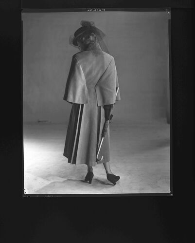 NP_NP05E1_1948_010G: London Collection