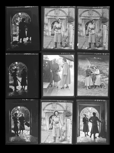 NP_NP05E1_1948_043E: The Lead, Vogue Nov 1948