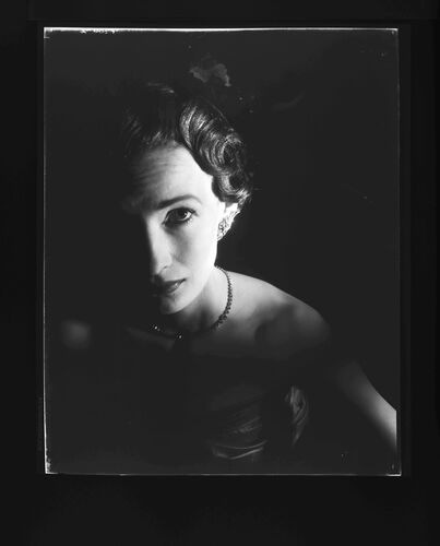 NP_NP05E1_1948_045D: The Lead